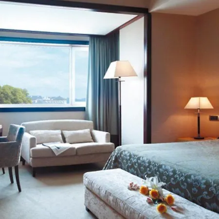 Nh Collection Finisterre 5*