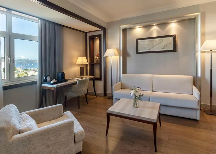 Nh Collection Finisterre 5*