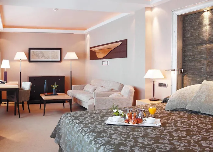 Hotel Nh Collection Finisterre